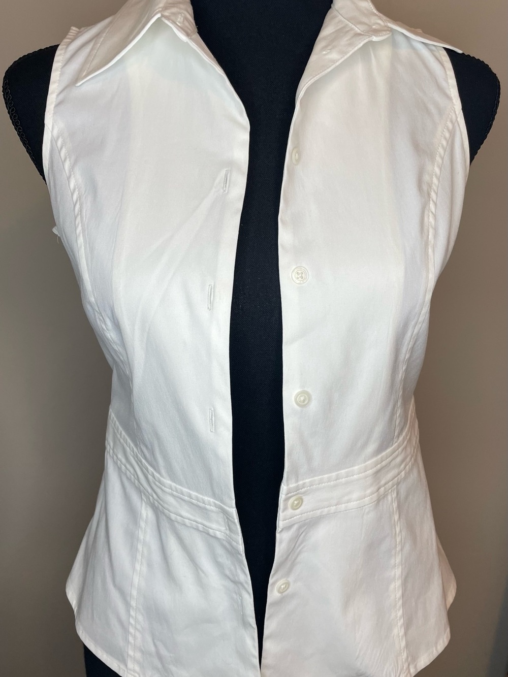 Express White Sleeveless Button-Down Shirt